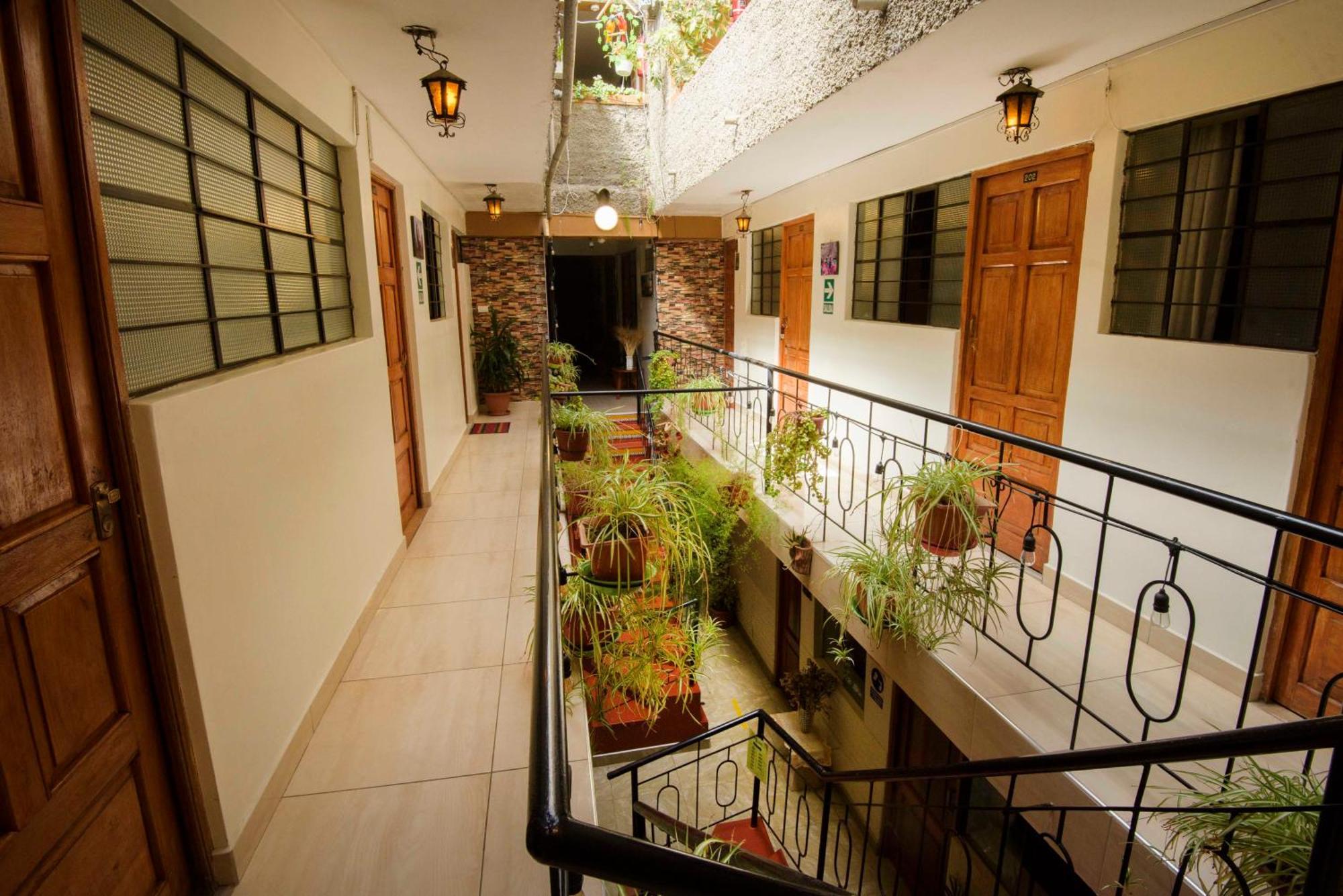 Hotel Virgen Del Carmen - Huaraz Exteriör bild